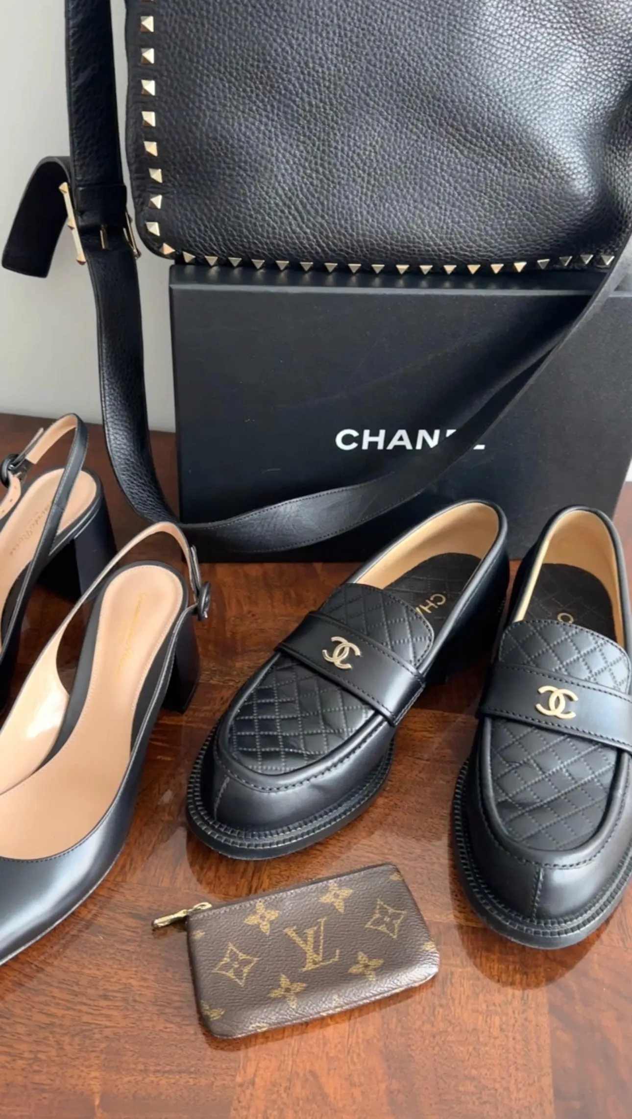 Chanel Black Leather Quilted CC Loafers - 40