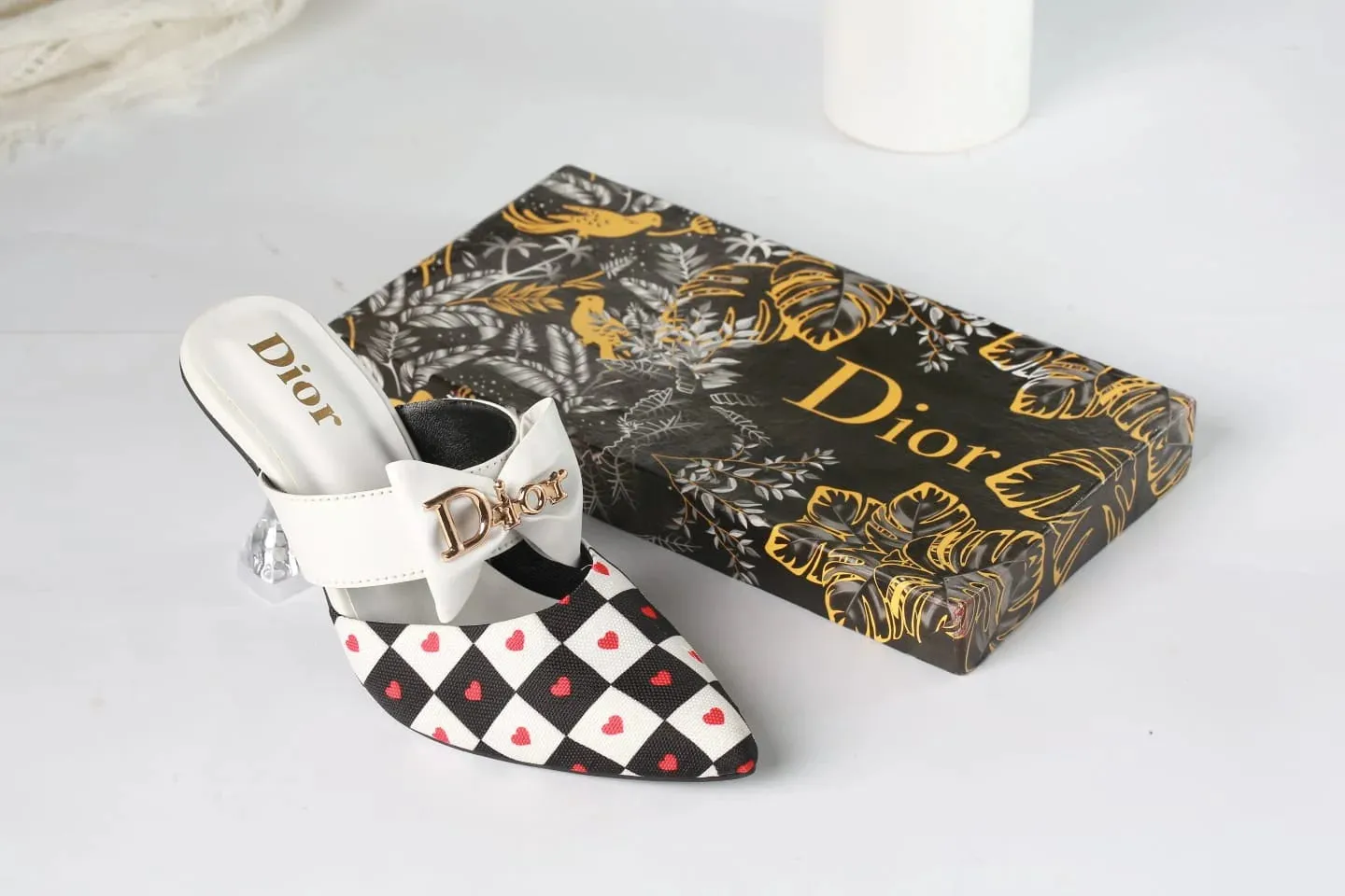 DIOR CASUAL HEEL PUMPS - WHITE (HEART)