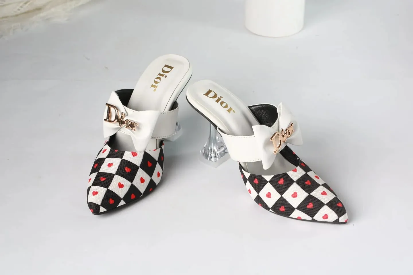 DIOR CASUAL HEEL PUMPS - WHITE (HEART)