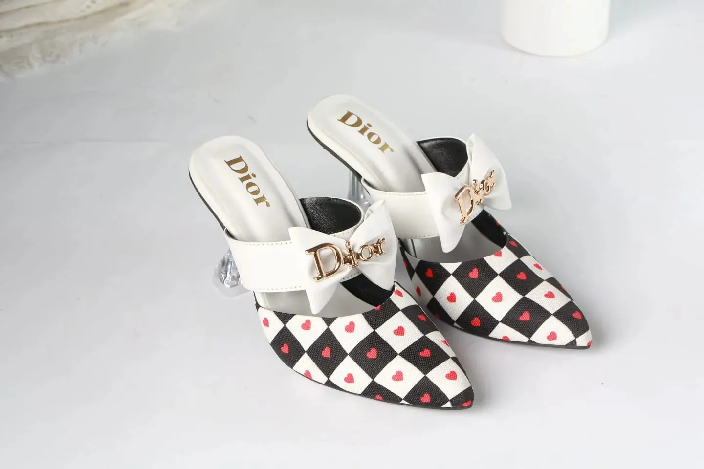 DIOR CASUAL HEEL PUMPS - WHITE (HEART)