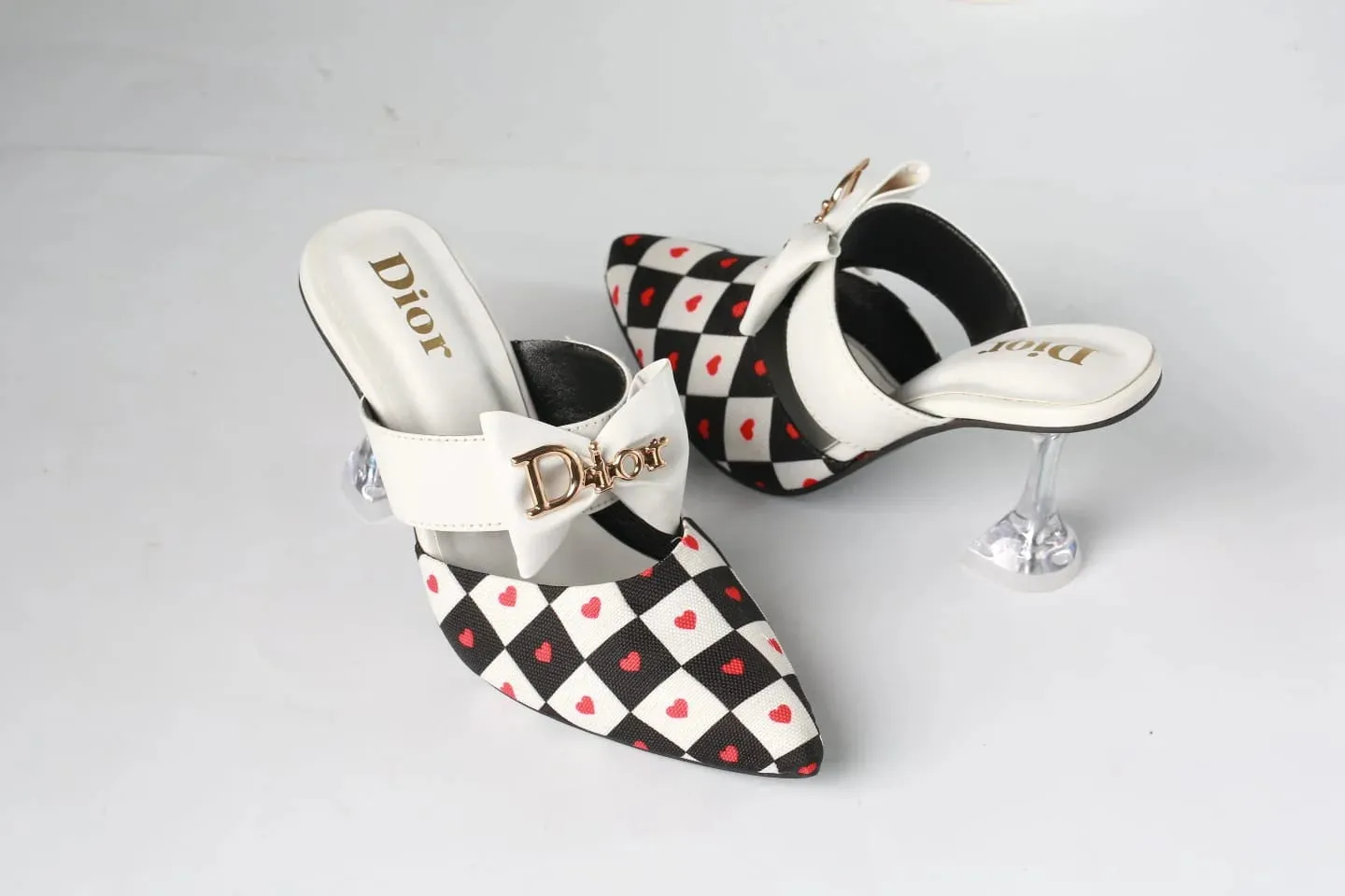 DIOR CASUAL HEEL PUMPS - WHITE (HEART)