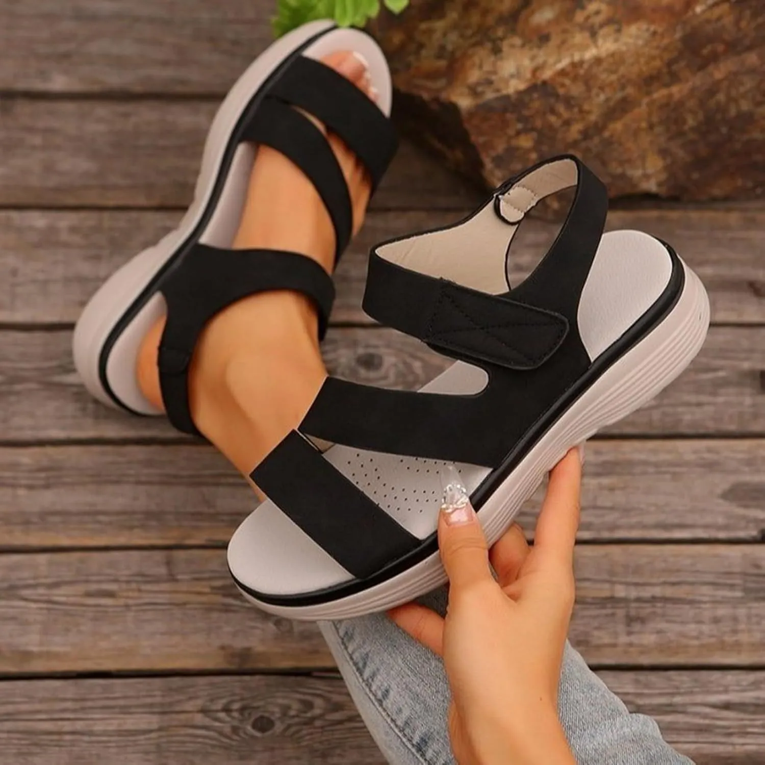 Summer Sandals For Womens 2025 Trendy Comfortable Walking Cute Sandals Casual Beach Vacation Shoes For Women