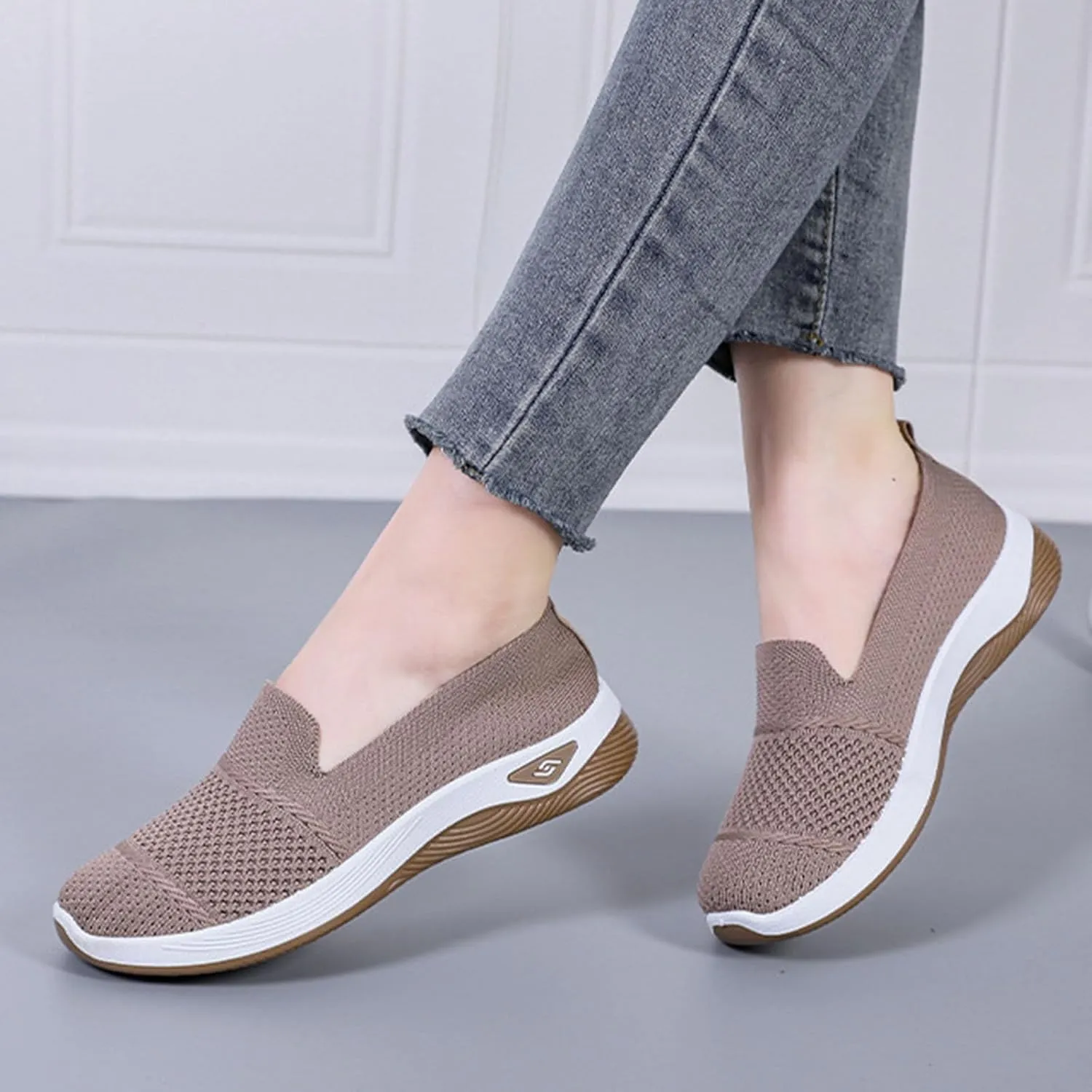 Women's Mesh Flats Shoes Breathable Slip on Shoes Casual Comfort Shoe Plus Size Trendy Shoes Walking Flats Shoe