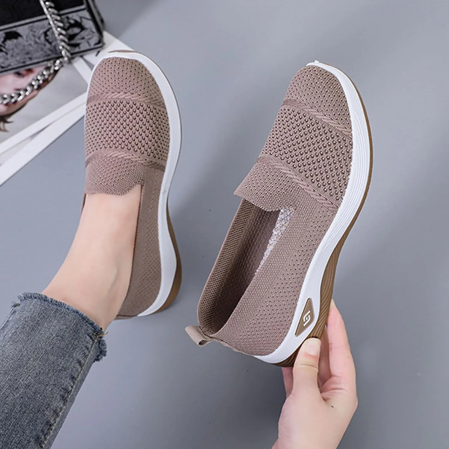 Women's Mesh Flats Shoes Breathable Slip on Shoes Casual Comfort Shoe Plus Size Trendy Shoes Walking Flats Shoe